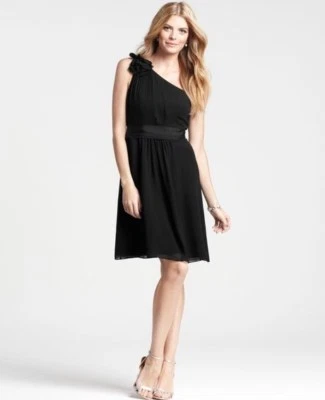 NUEVO Vestido de Cóctel Ann Taylor Seda Georgette Un Hombro Talla 00 Pequeño  Foto 1 de 4