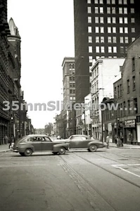 T034_134 35mm Negative Street View Toronto Canada - Picture 1 of 2