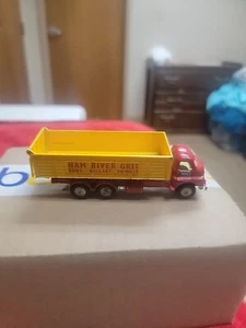 BUDGIE TOYS BEDFORD TIPPER LONG WHEELBASE. GREAT CONDITION. RARE. - Picture 1 of 8