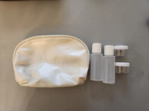 Cosmetic bag - Picture 1 of 1