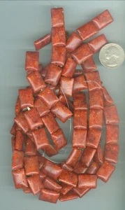 Hebra de cuentas rectangulares de coral esponja de 16 pulgadas cuentas de coral oxidado 13 mm x 19 mm - Imagen 1 de 2