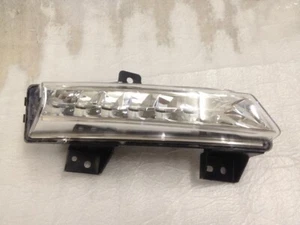 Elevador de luz led renault megane mk3 drl fabricante de equipos originales 266006799r 2013+ - Imagen 1 de 4