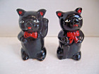 VINTAGE REDWARE BLACK CAT or PIG (?) SALT & PEPPER SHAKERS w/RED BOWS ~ 3" Tall