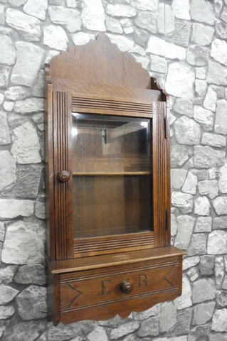 Beautiful Antique Wooden Wall Cabinet Medicine Cabinet in Oak Wood Restored Cover