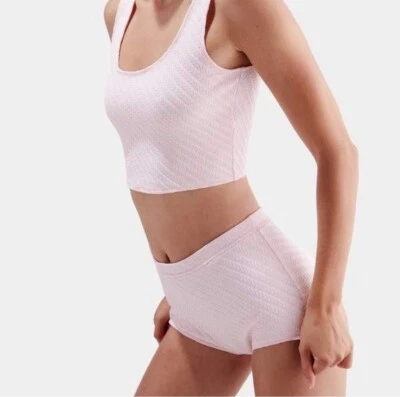 Conjunto de Bikini Jamie Sólido y Rayas Tanque e Parte Inferior Texturizado Ballet Rosa Pequeño $198 Foto 1 de 4