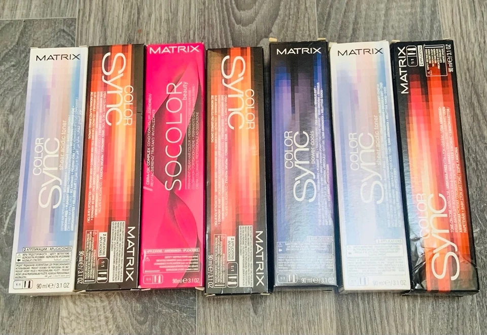 Matrix Color Sync durchsichtiger saurer Toner_Schnell_Socolor_Ton in Ton cremefarbene Haarfarbe - Bild 1 von 1