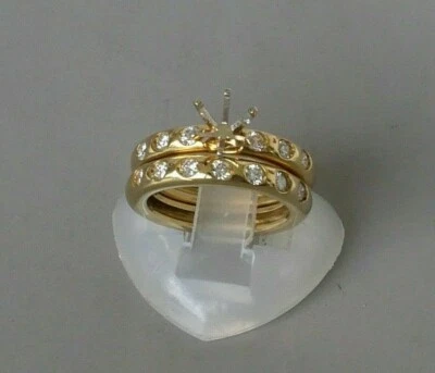 18K YELLOW GOLD DIAMOND SEMI MOUNT WEDDING ENGAGEMENT RING SET - Image 1 of 4