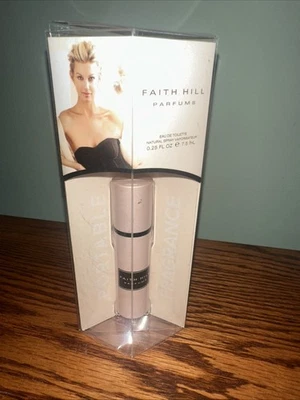 Fragancia para mujer Faith Hill Parfums eau de toilette spray 0,25 fl oz Foto 1 de 2