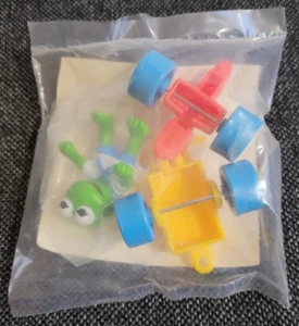 McDonalds Happy Meal Baby Kermit Frog Muppets Wagon Car Vintage 90s Toy 1990 - Bild 1 von 2