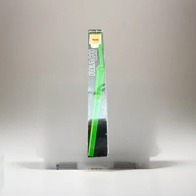 Vtg 1980’s Johnson & Johnson REACH Toothbrushes COMPACT Head - MEDIUM Size - Image 1 of 3