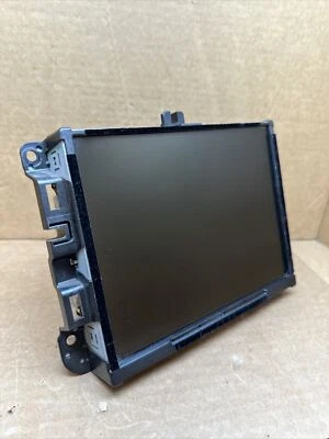 Jeep Ram Dodge Audio Radio Receiver 8.4" Display Touch Screen 68238621AH - Image 1 of 4