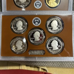 14 Coin Proof Set 2011 - Picture 1 of 7