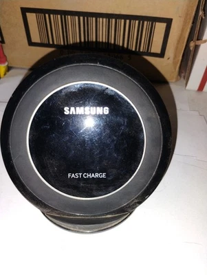 Samsung Fast Charge Wireless Charger EP-NG930 BLACK - Image 1 of 3