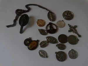 Lot Of  Catholic Pendants And Charms Variety Lot - Picture 1 of 6