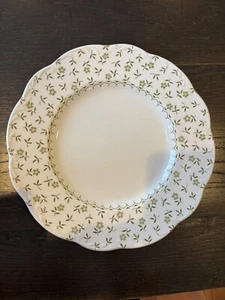 J&G Meakin Forget-me-not 10-inch Dinner Plate - Picture 1 of 3