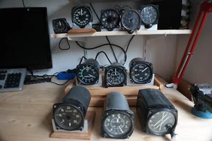 Sammlung alter Flugzeuginstrumente, 2. Cockpit Fotos, Russisch , CSSR - Bild 1 von 24