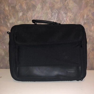 Черный защитный чехол для ноутбука Targus 16 дюймов - Изображение 1 из 4