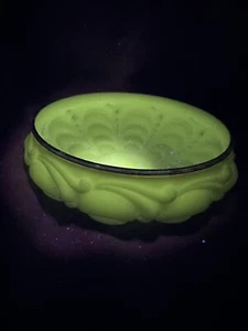 GLOWS ~ Antique EAPG ~ Consolidated Glass Guttate Pattern, Milk Glass Berry Bowl - Picture 1 of 12