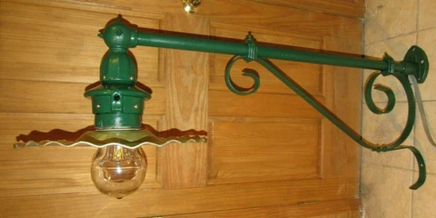 Vintage/Antique Original 1930's Wall Mount Long Arm Street Light Restored Deco Cover