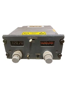 VHF Comm Panel No 1 Radio Commercial Airline Airplane Gates Engineering Triton - Picture 1 of 24
