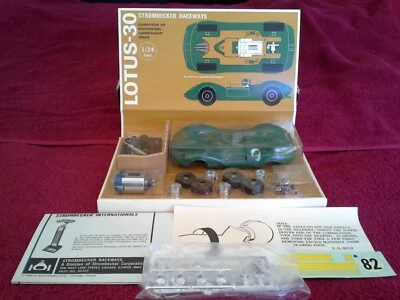 Lotus 30 1966 1/24 Slot Car de Strombecker NUEVO sin montar sellado completo Foto 1 de 4