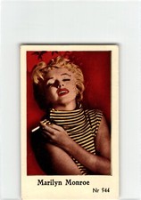 1956 Dutch Gum NR Set #944 MARILYN MONROE Sexy Smoking Pose