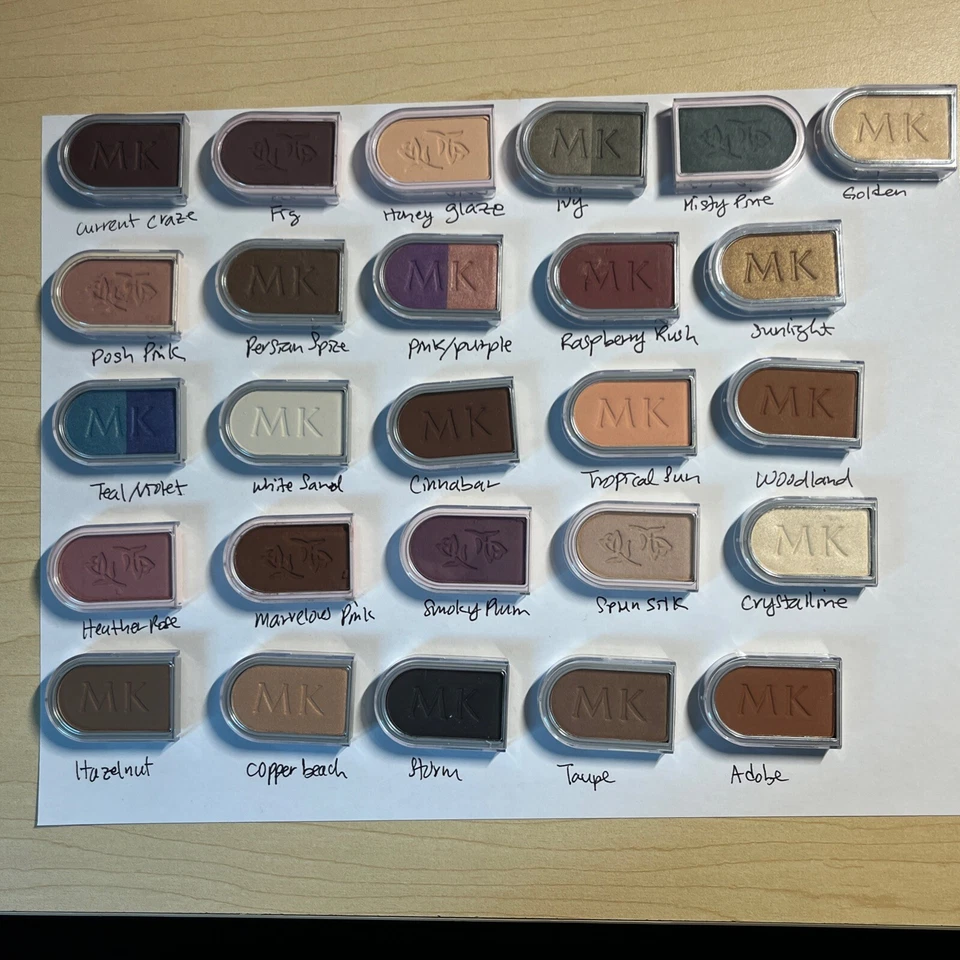 Mary Kay Signature Eye Color, You Choose Color - 0.09oz Discontinued Rare - Image 1 of 4