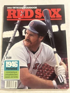 1986 BOSTON RED SOX Yearbook ROGER CLEMENS Dwight EVANS Mike GREENWELL Autograph - Picture 1 of 7