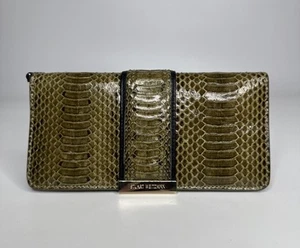 Muñequera billetera de cuero de piel de serpiente STUART WEITZMAN - Imagen 1 de 10