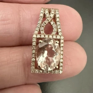 Ciondolo DK oro rosa 14 carati 8 mm x 6 mm ovale morganite e diamanti 2,9 g. - Foto 1 di 15