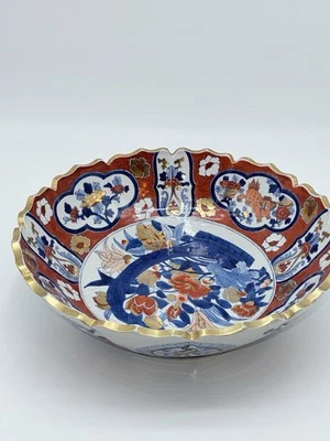 Antiguo cuenco central japonés Imari del siglo XIX de 12 lóbulos con borde festoneado de 16 pulgadas Foto 1 de 4