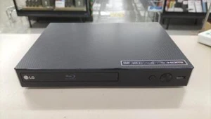LG BP250 Blu-Ray Player Good Condition from Japan - Picture 1 of 5