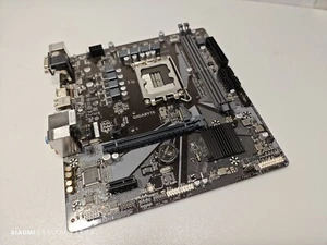 Gigabyte Motherboard Intel® H610 H V2 DDR4 6+1+1 Hybrid Phase - Imagen 1 de 9