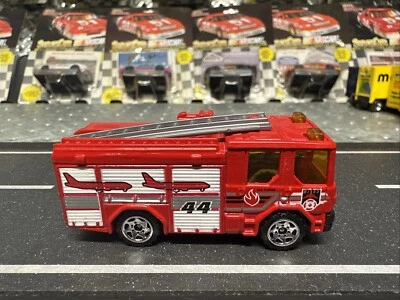 1998 Matchbox 1/64 Diecast Airport Alarm #44 Red Dennis Sabre Fire Truck - Image 1 of 4