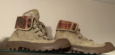Palladium Shoes Women’s Sz 6.5 Hiking Boots Khaki & Plaid Textile High Top Shoe - Image 1 of 4