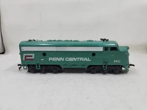 Mantua Tyco Green Penn Central #9451 Diesel Locomotive Working L0544 - Picture 1 of 10