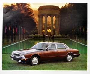 Jaguar XJ40 Print from Jaguar Archives. Suitable for Framing - Picture 1 of 1
