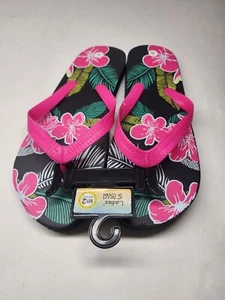 Womens Size Small S (5/6) Black With Pink Flower Flip Flops beach Sandals - Picture 1 of 2