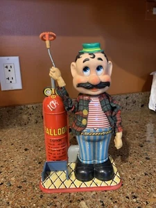 ROSKO BATTERY OPERATED GINO BALLOON BLOWER 50's JAPAN w/ Box That Falling Apart - Picture 1 of 10