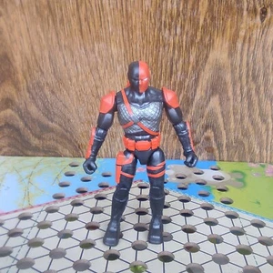 Spin Master DC Comics 1st Edition Deathstroke Action Figure 4" LOOSE #D05 - Picture 1 of 19
