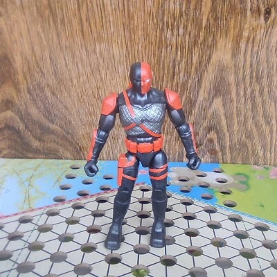 Figura de acción Spin Master DC Comics primera edición Deathstroke 4" suelta #D05 Foto 1 de 4