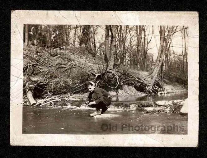 WALLET WORN PIC FISHERMAN "JIM" ROCK STREAM GRAND RAPIDS OLD/VINTAGE PHOTO- B661 - Image 1 of 1