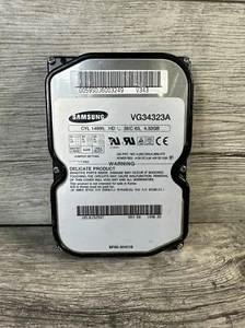 Hard Drive Samsung Spinpoint VG34323A 4.3GB 5400U/Min 512KB Ata Ide 3.5 " #N-7 - Picture 1 of 3