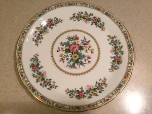 Coalport (England) Ming Rose Scalloped Dinner Plate MINT - Picture 1 of 7