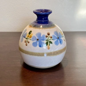 "Florero vintage japonés de cerámica con cuello pequeño pintado a mano azul floral 4-1/2""" - Imagen 1 de 10