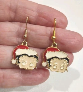 Signed Betty Boop Santa Christmas Dangle Earrings Pierced 1 1/4", D74 - Picture 1 of 4