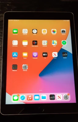 Apple iPad 5.ª Generazione 9.7'' 32GB  Tablet - Argento - Immagine 1 di 2