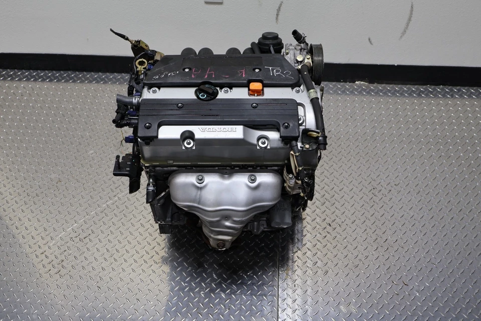 JDM 2002-2006 ACURA RSX K20A 2.0L DOHC VTEC LOW MILEAGE MOTOR 51k MILES! - Image 1 of 4