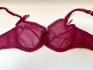 BRA Chantelle Lace Underwire 32DD Magenta - Picture 1 of 7