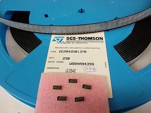 10 Stück/10 pieces UC2842D CURRENT MODE PWM CONTROLLER IC SO-14 UC3842 NEW ~ - Bild 1 von 6